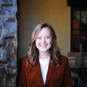 Meet your Posher, Carly